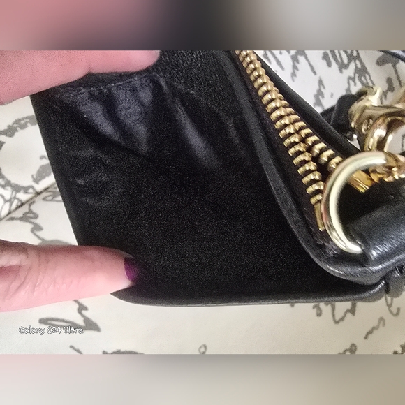 MICHAEL Michael KORS Sequined & Leather Wristlet EUC 7.5"×4" - Picture 5 of 12